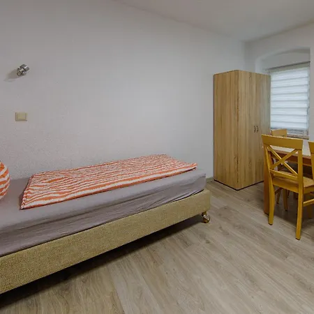 Haus 13 Zum Suedblick * Garnbach